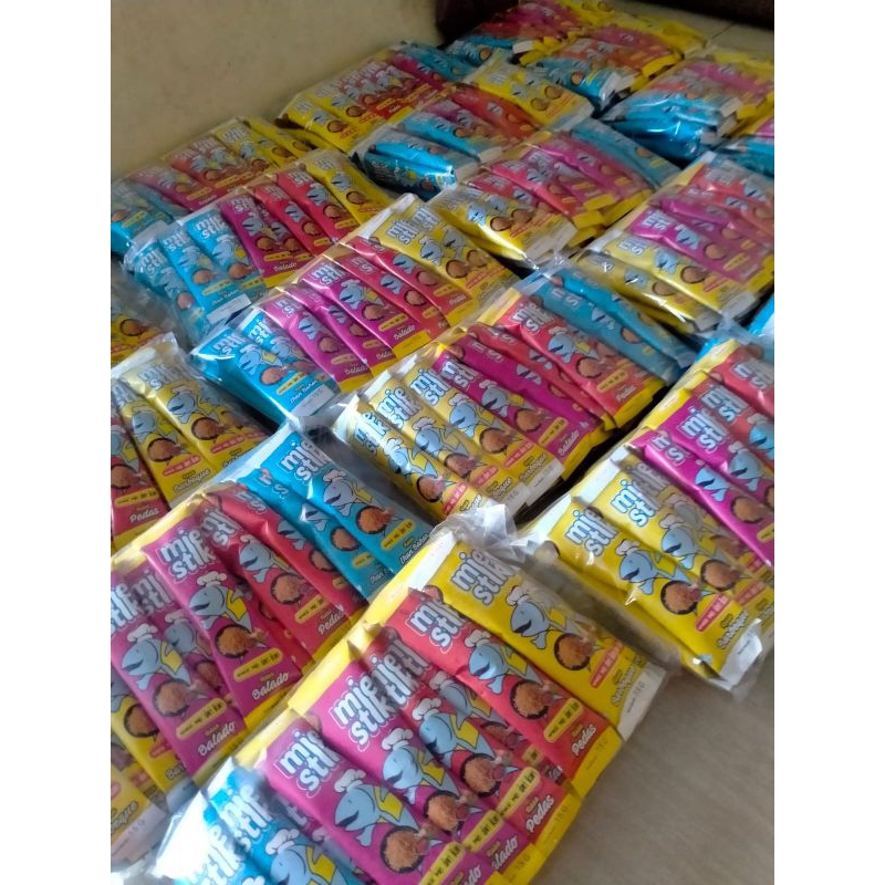 

mie stik 1pack isi 22pcs