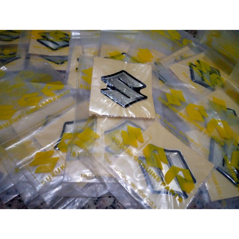 logo S Suzuki dasi satria hiu  smash Shogun 125