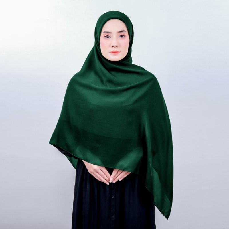 Bella Square Jumbo - Jilbab Segi Empat Jumbo Ukuran 130x130 Bella Syari Polly Cotton Ansania Premium