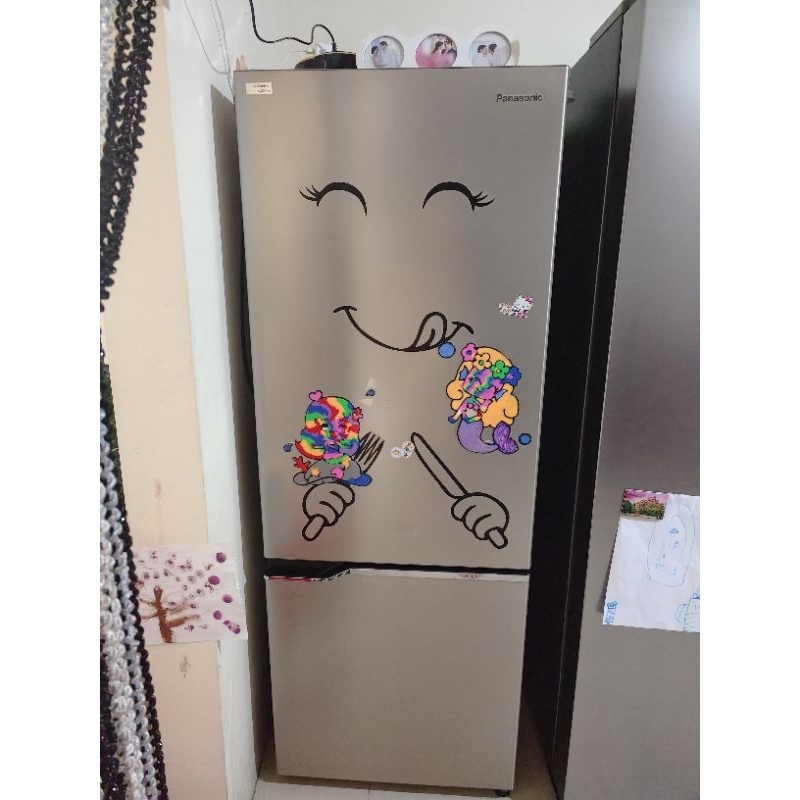 Preloved KULKAS PANASONIC 2 PINTUNR-BV328QS1D FREEZER BAWAH (inverter)