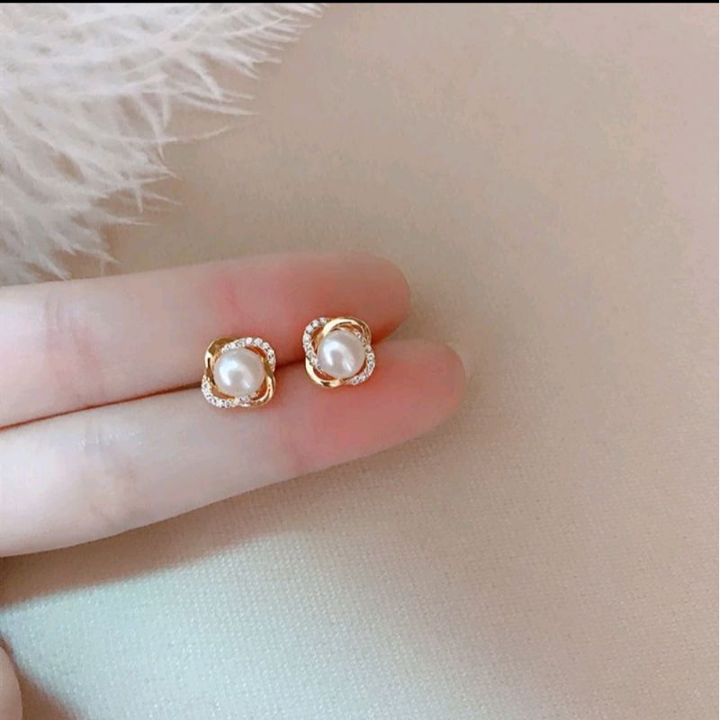 ANTING GULISTAN LILIT MUTIARA ANTING STUD FASHION ELEGAN
