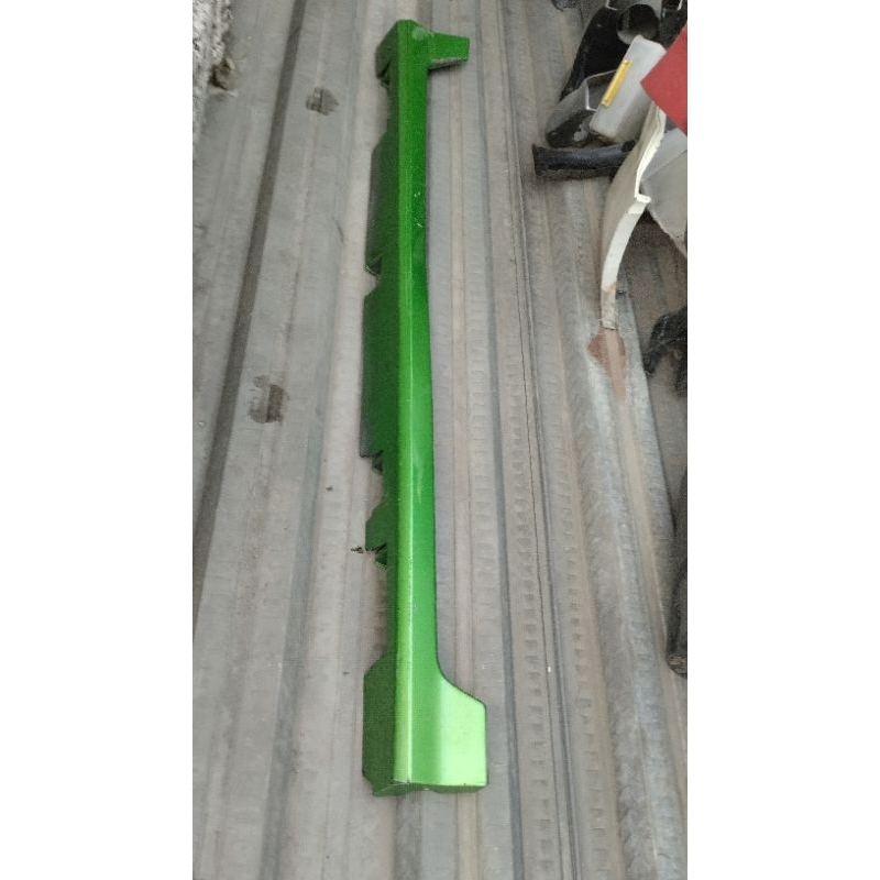 Side Skirt Kanan Mazda 2 type R 2012