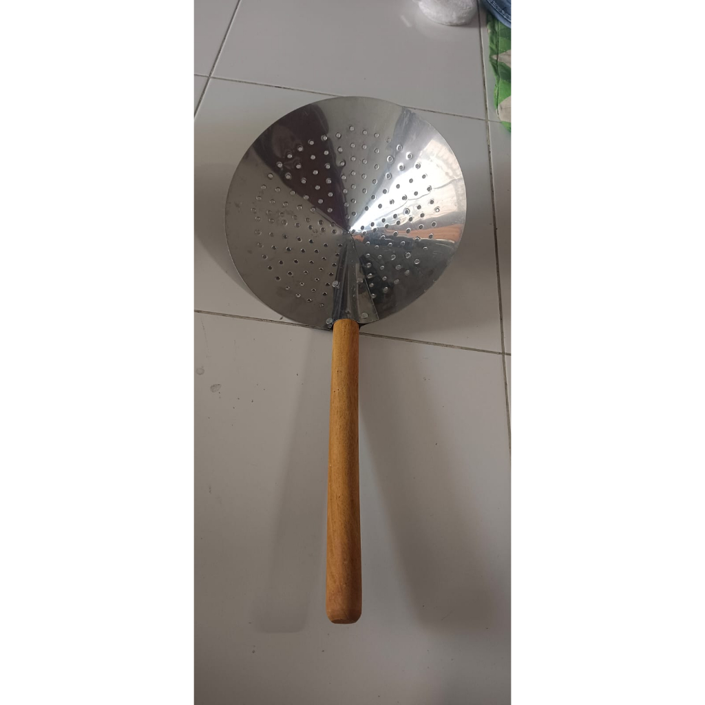 Serokan sutil penggorengan TERMURAH gagang kayu Berukuran JUMBO  Harga 1 PCS