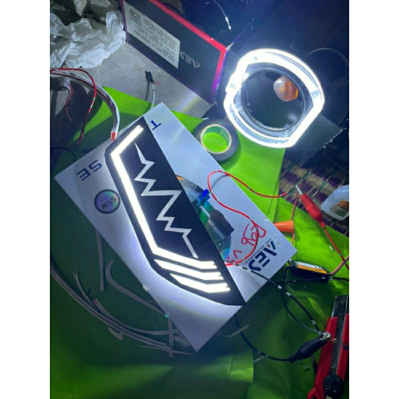 Lazy Eyes Vario LED New , Lazy only tanpa lampu, bisa riquest nama atau motif