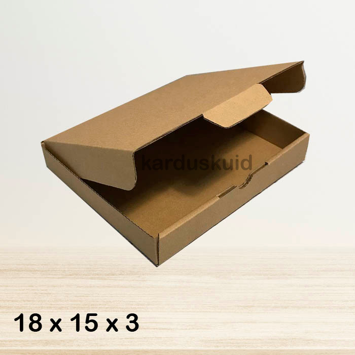 

Kardus 18 x 15 x 3 cm die cut tipe E Flute K150 box kotak karton packing