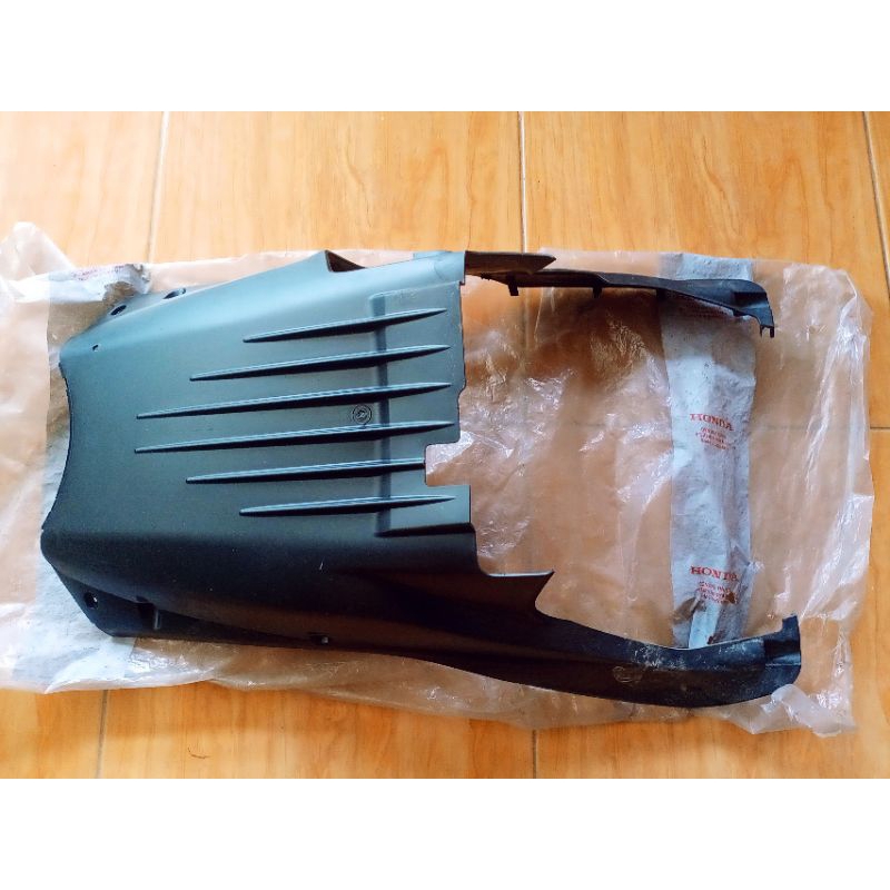 COVER LANTAI BAWAH BEAT KARBU COVER UNDER BEAT KARBU GEN 2 ORIGINAL AHM 64340-KVY-700