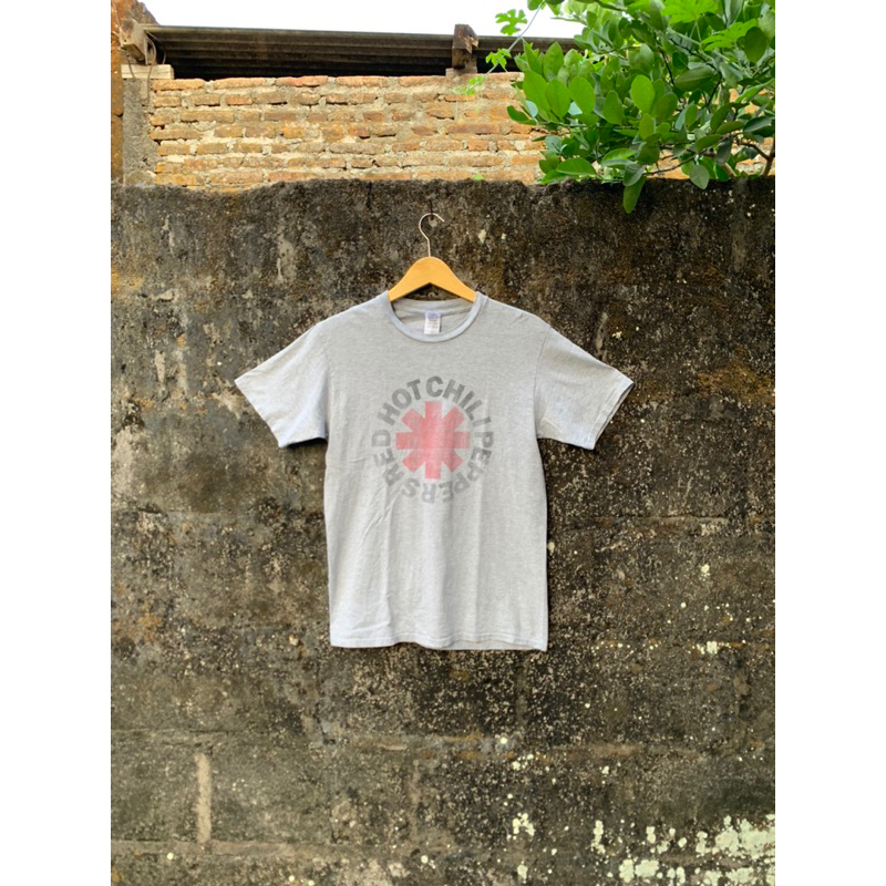 Tshirt Gildan Red hot chili peppers Size M