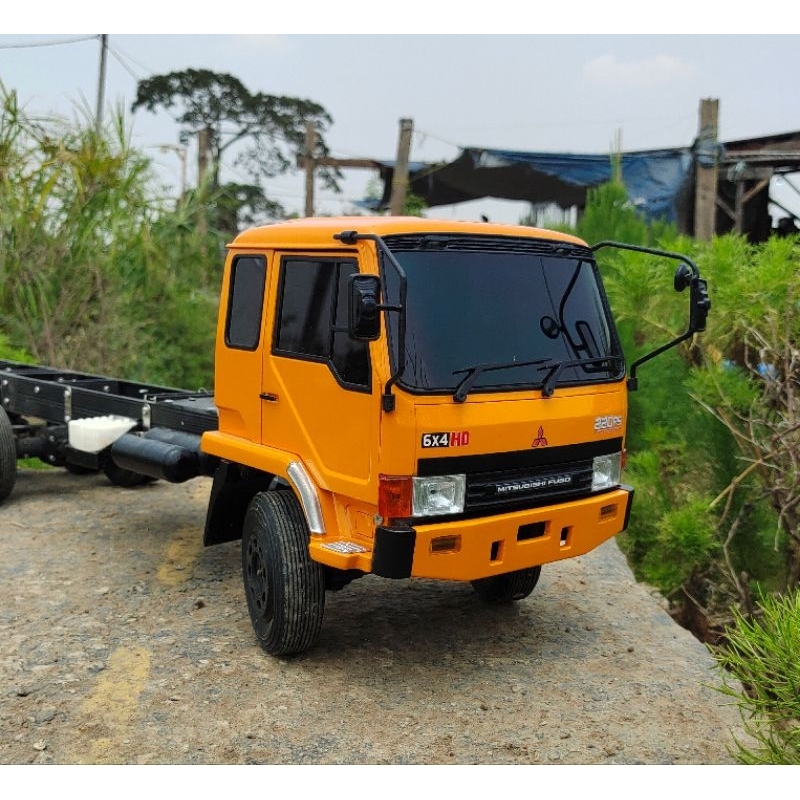Mobil Truk Tronton Rc Fuso 220ps, Versi Kit Sudah Dirakit