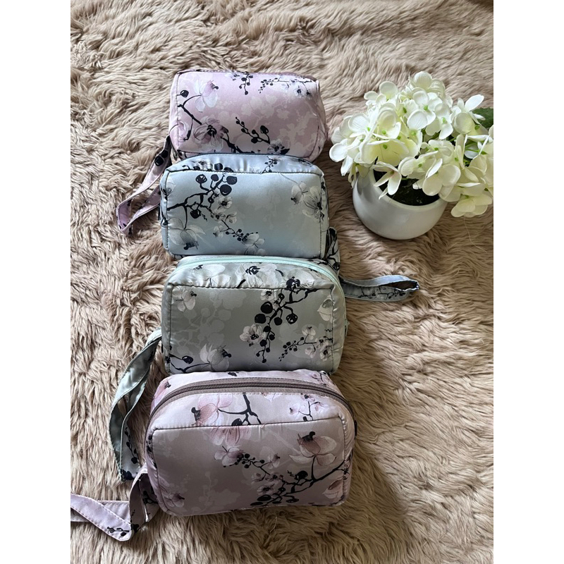 Loufie - Mukena Dewasa Armany Silk Motif 2 in 1