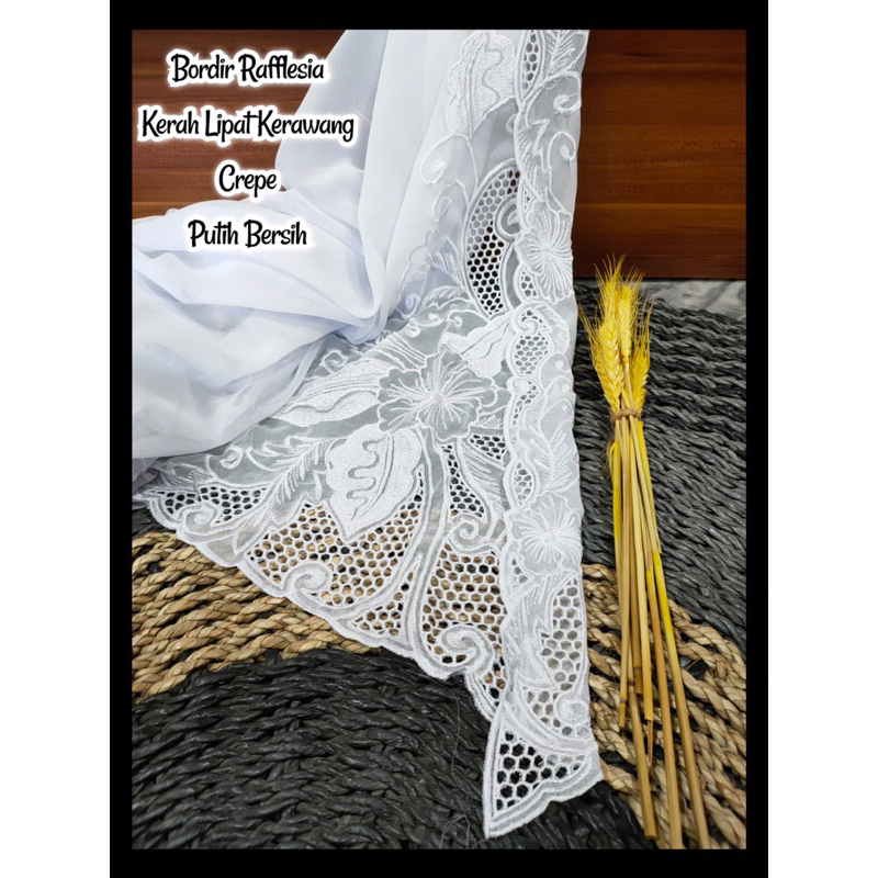 Bordir Kebaya Kerawang Lipat / Kain kebaya Bordir motif Raflesia / Kain bordir kerah lipat premium