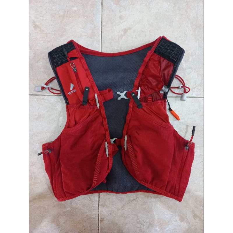 running vest eiger flow motion 5 hydropack