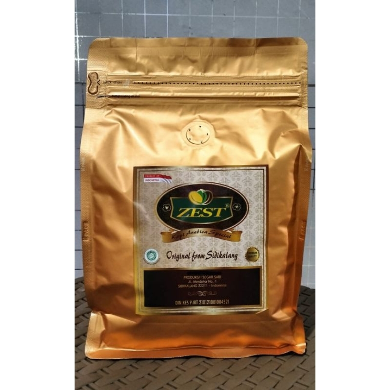 

Kopi Zest - Biji Kopi Arabica / Roasted Coffee Bean Origin Sidikalang 500gr