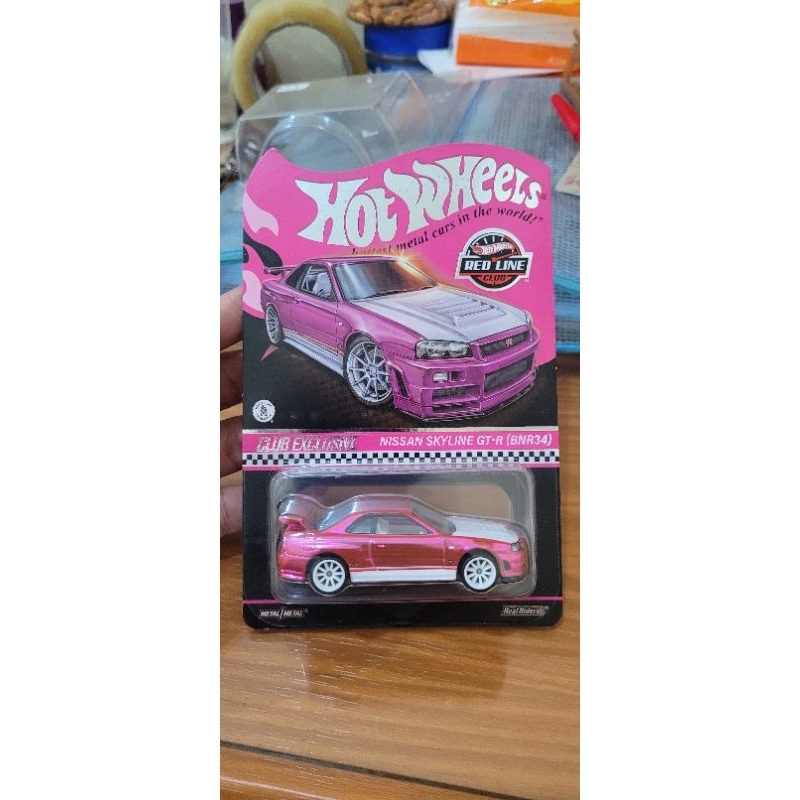 hotwheels RLC Nissan skyline BNR R34 pink