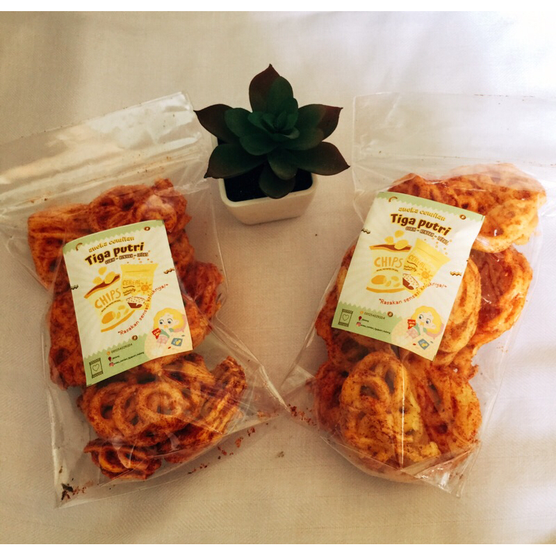 

kerupuk seblak mawar | pedas daun jeruk