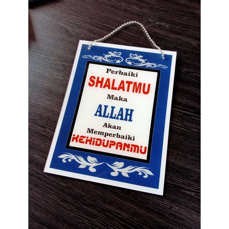 

Hiasan dinding Shalat Unik