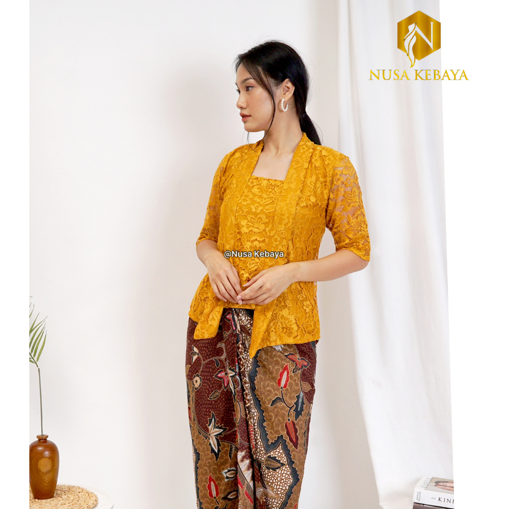 Setelan Kebaya Kutubaru Set Rok Lilit Batik Varian Warna Ready Ukuran Jumbo / Stelan Baju Kebaya Brukat Modern Unruk Wisuda Kondangan Seragaman Pesta Nikah Lebaran Natal Paskah Imlek Upacara Kartini Sekolah Kerja ( Kutubaru Pendek ) Nusa Kebaya Terlaris