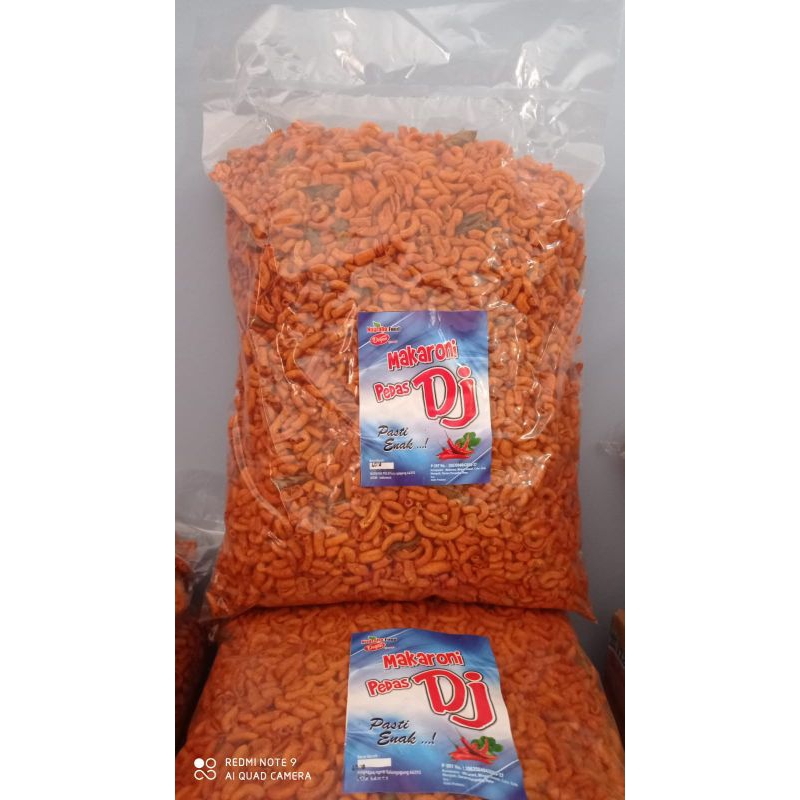 

makroni pedas daun jeruk 1 kg