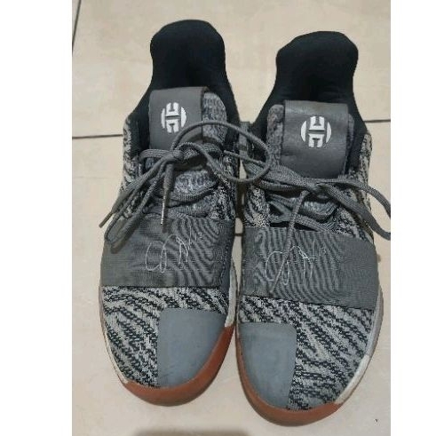 Sepatu Basket Adidas James Harden Vol 3 Preloved