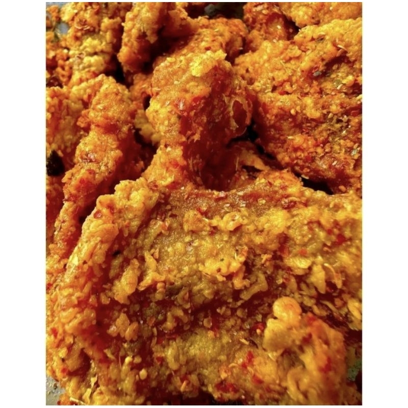 

Kulit ayam krispi extra pedas isi 1kg