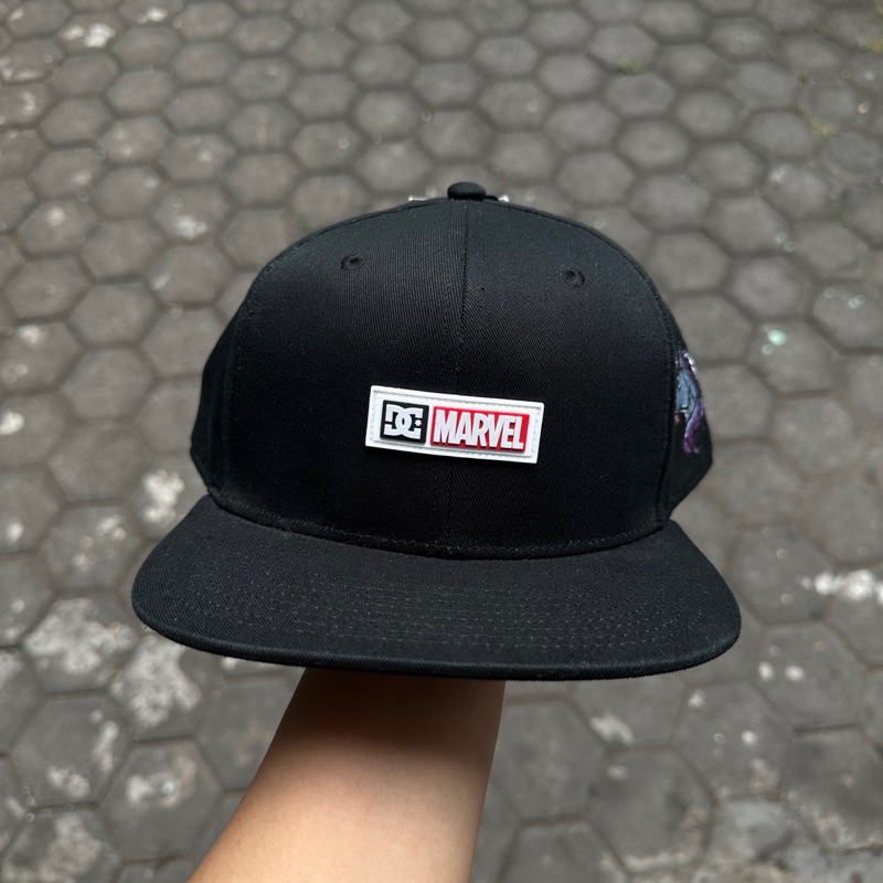 DC shoes x MARVEL topi snapback NEW ORIGINAL 100%