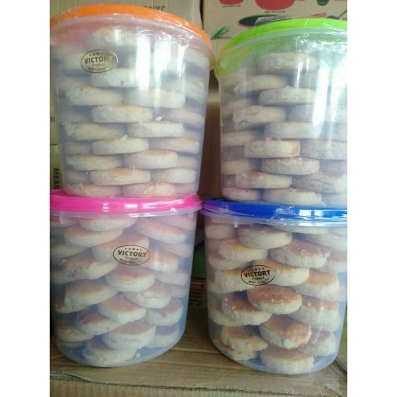 

kue kacang toples