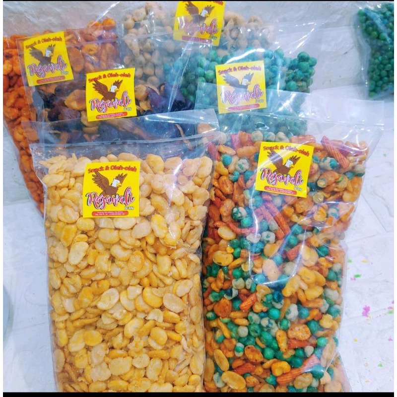 

1kg ANEKA KACANG KORO KULIT KUPAS ASIN CAMPUR MIX 5 RASA 8 RASA BALADO/ SNACK LEBARAN / OLEH-OLEH