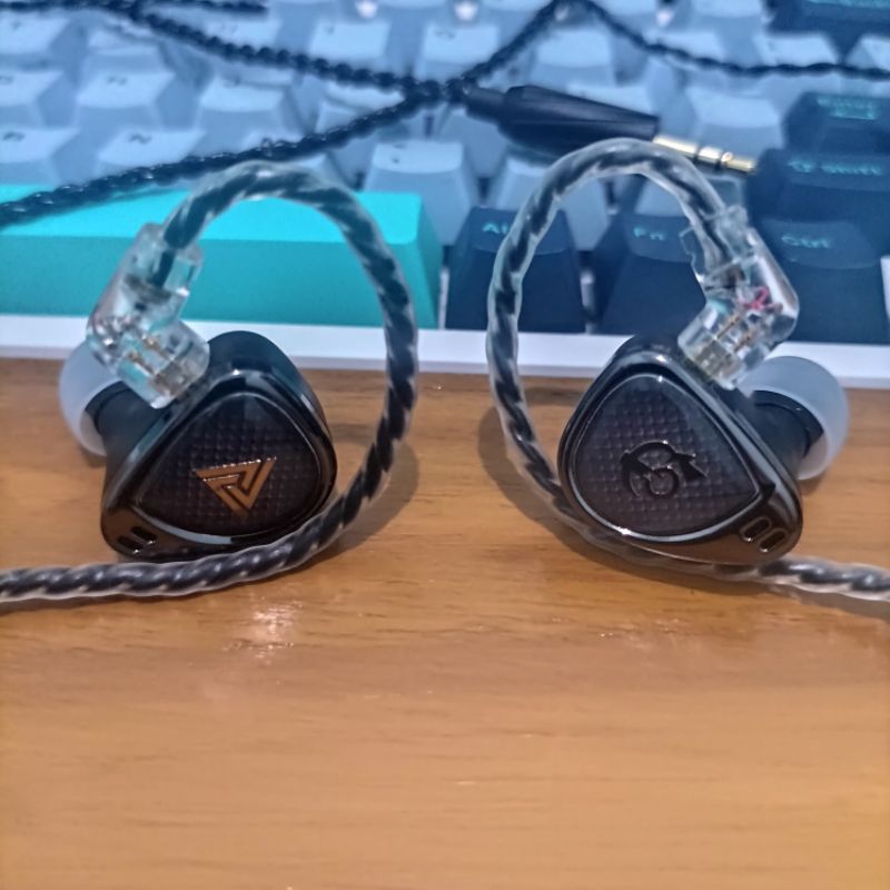 QKZ x HBB Khan In Ear Monitor - Preloved
