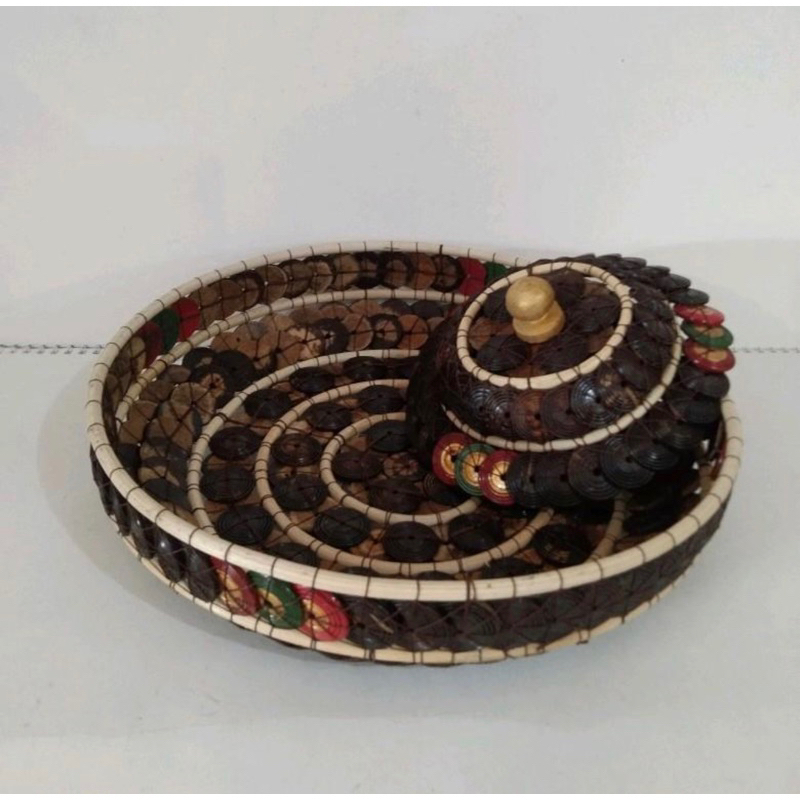 Bokor bali batok kelapa tempat bunga cantik + tutup WARNA RANDOM