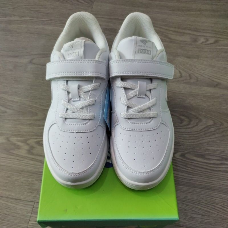 Sepatu Dr. Kong C4000039