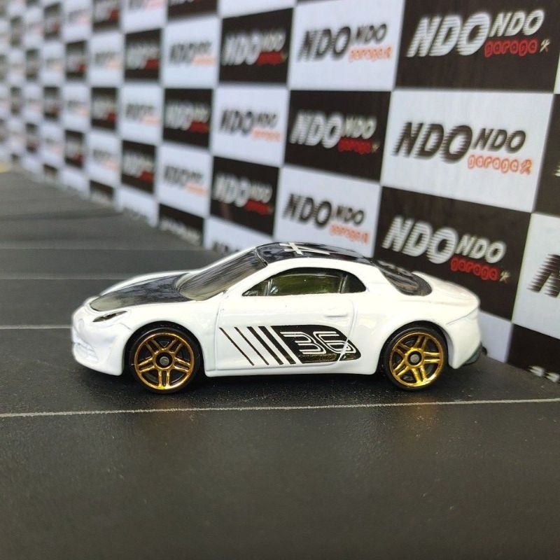 Hot Wheels Alpine A110 White New Loose Giftpack 2022