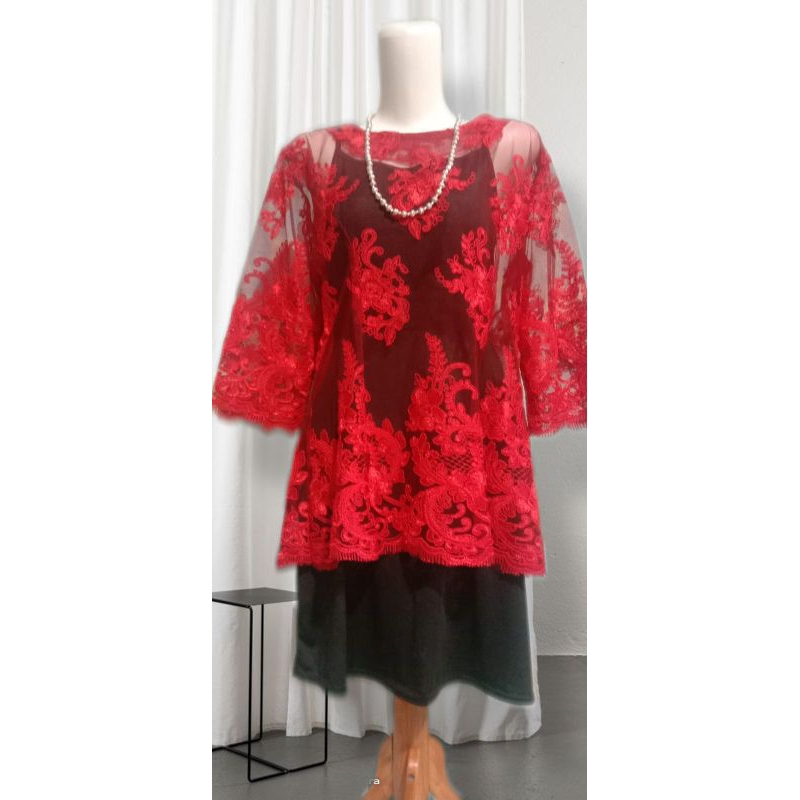 kebaya brukat merah cabe