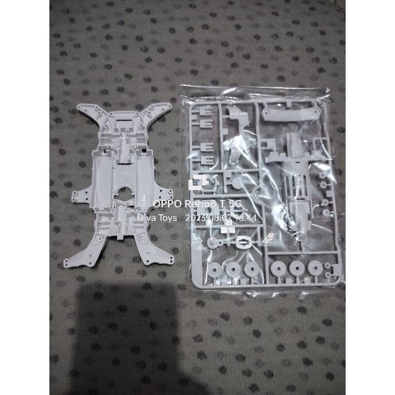 Tamiya Chassis MA Set ABS Resin White + Gearbox MA Putih