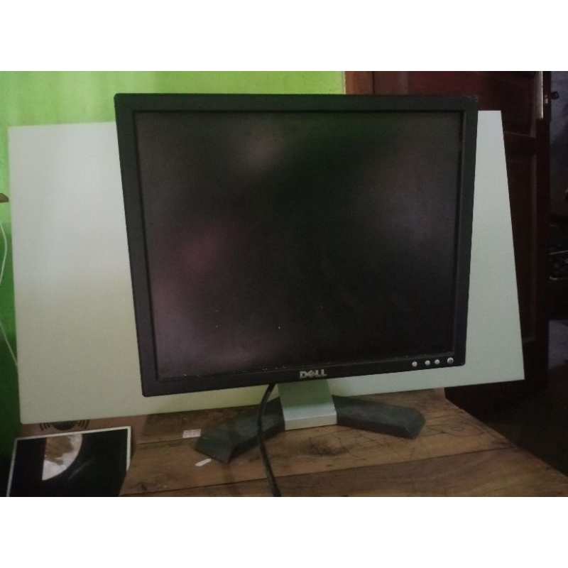 Monitor Dell 17 inch Wide