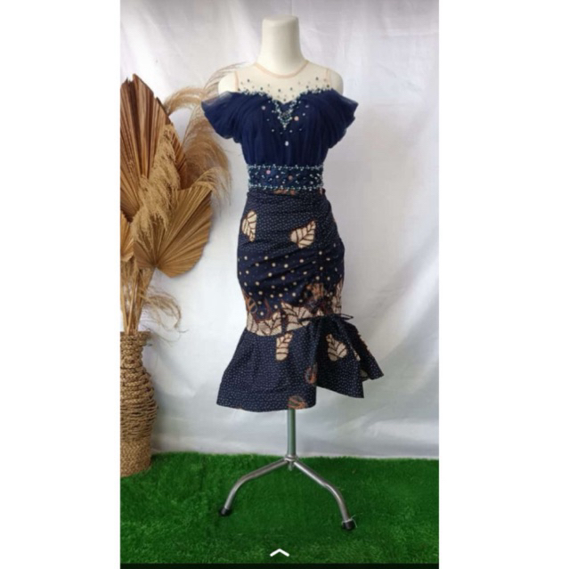 gaun pesta / gaun pendek navy
