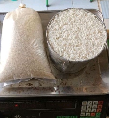 

BERAS timbangan SANIA 1KG X 3PCS