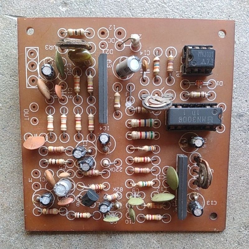 echo repeater ic MN3008