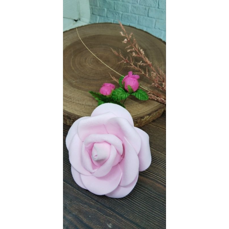 KORSASE BUNGA PUTIH BIRU TUA BROS BUNGA MAWAR PUTIH BIRU TUA PINK ABU ABU  MAHAR JAS PENGANTIN PIN P