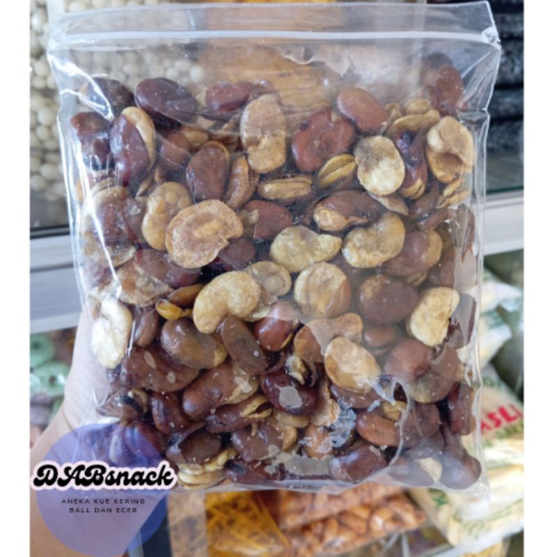 

KACANG KORO KULIT 250gr/ KORO ASIN