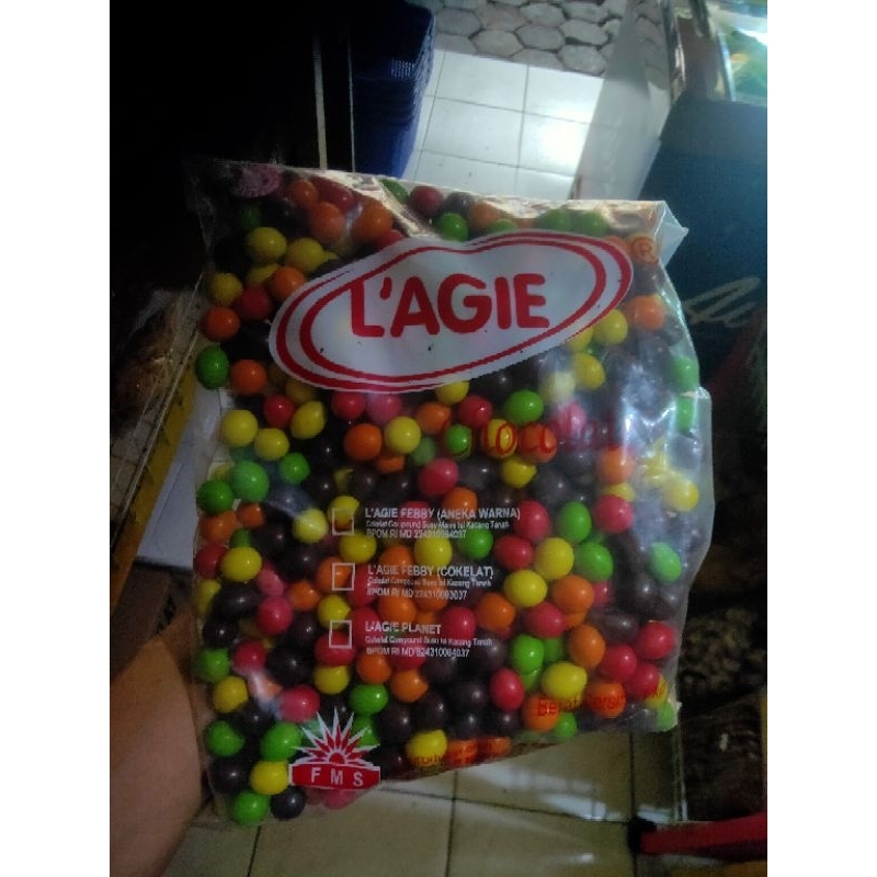 

caca warna L'AGIE