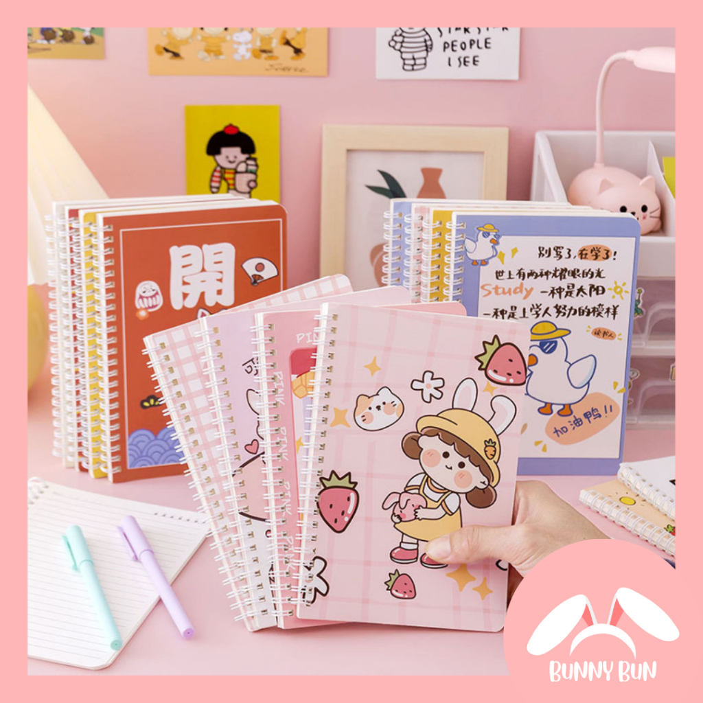 

/ Notebook A5 Motif Karakter, Spral Notebook, Buku Tulis, Alat Tulis