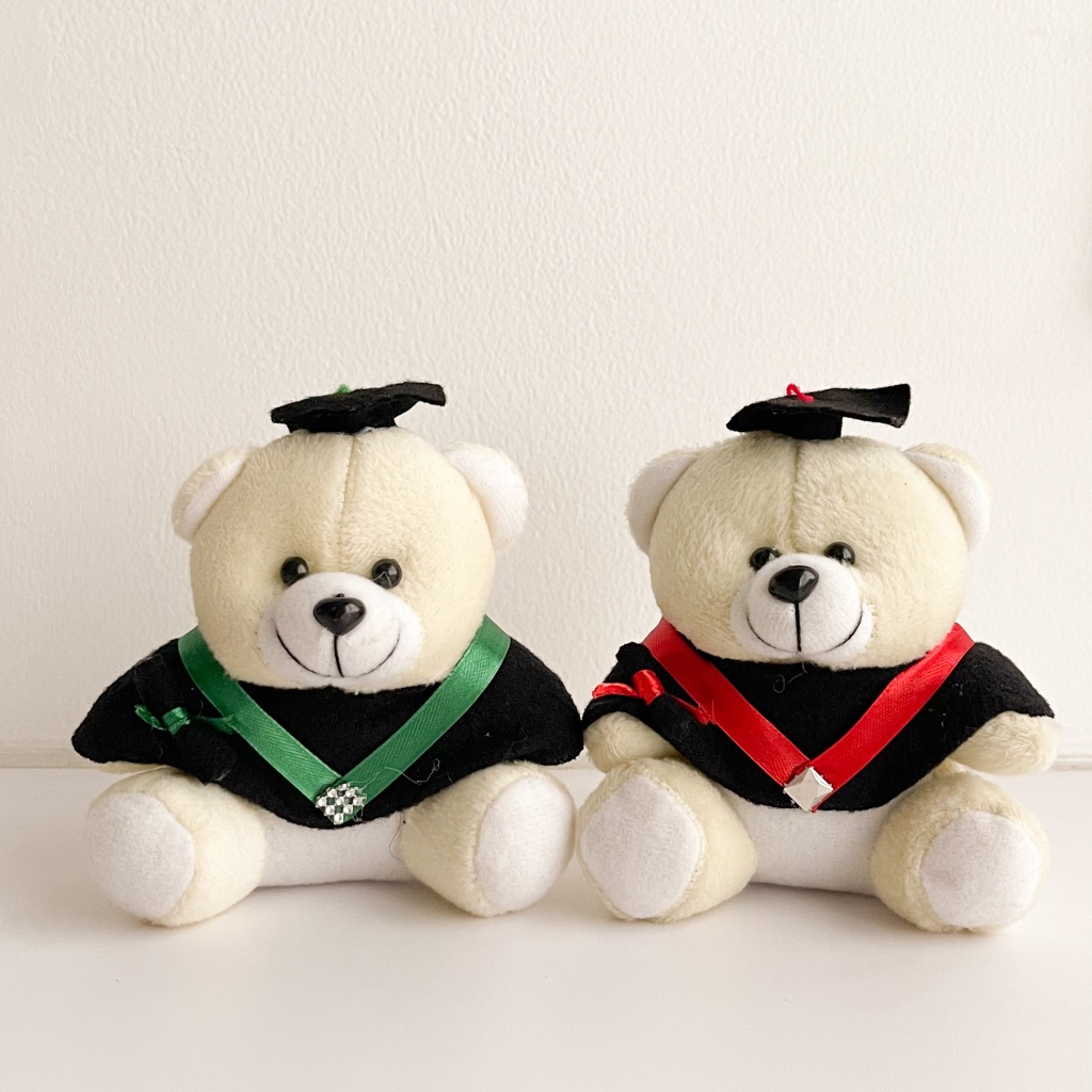 

Gift Inside - Teddy Graduation - Kado Ulang Tahun Cewek Hadiah Hampers Ulang Tahun Anniversary Wisuda Pacar Nikahan