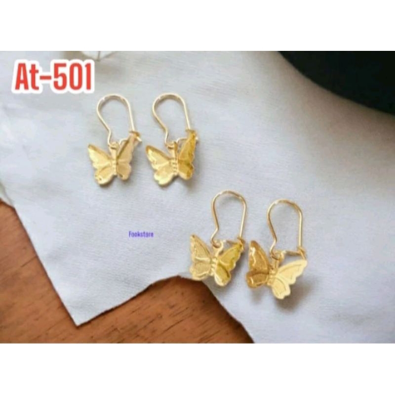 Anting wanita titanium terbaru bermotif kupu kupu Anti luntur Anti karat