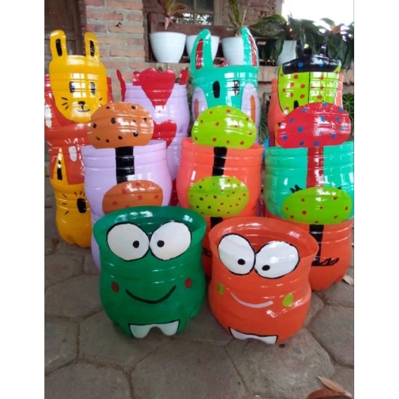 Prakarya Pot Karakter/Prakarya daur ulang Galon Le mineral Bekas 15liter Ready Stock