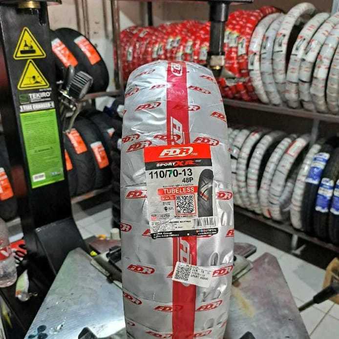 Ban FDR Sport xr ukuran 110/70-13 tubeless untuk ban depan nmax