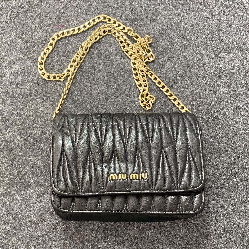 TAS SECOND MIU MIU WALLET