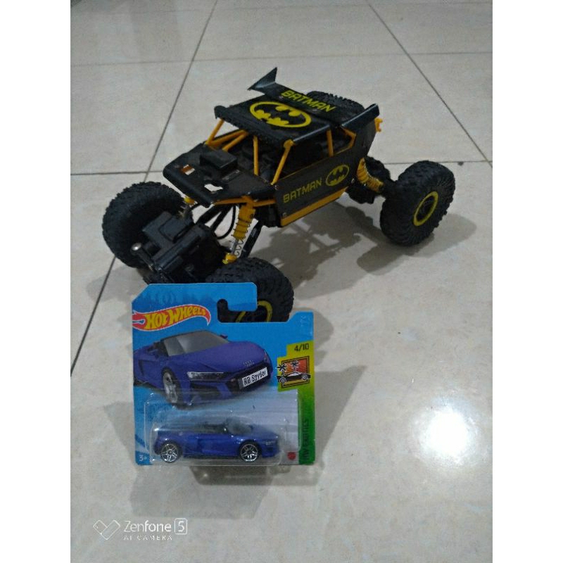 hotwheel short 2019 Audi R8 Spyder