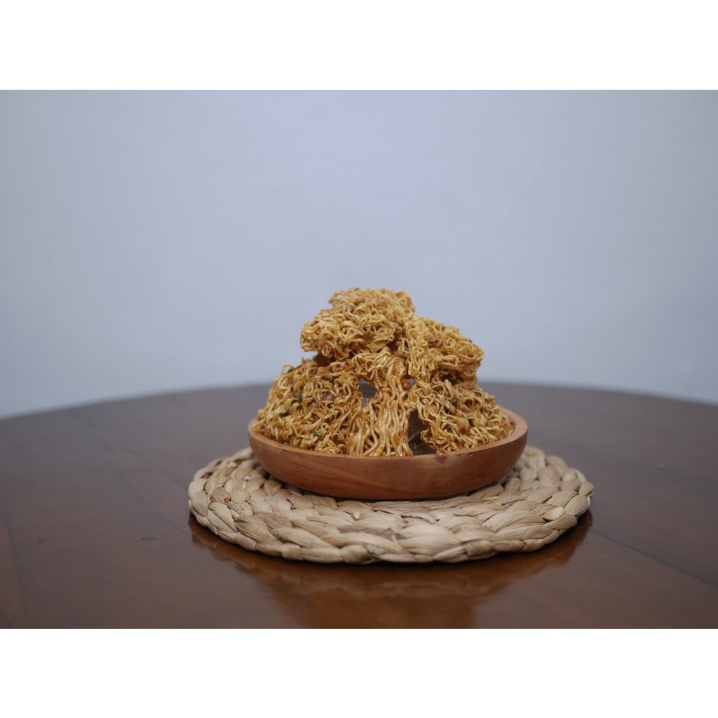 

MIE KERING PEDAS DAUN JERUK 250 GRAM