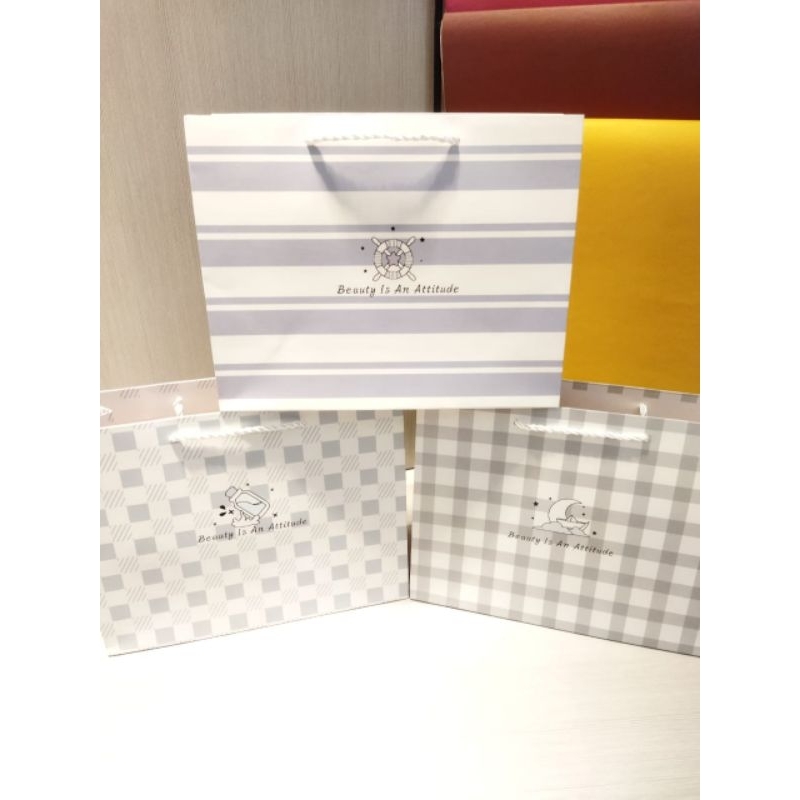 

Paper bag lucu ukuran 25,5x9, 5x20 cm
