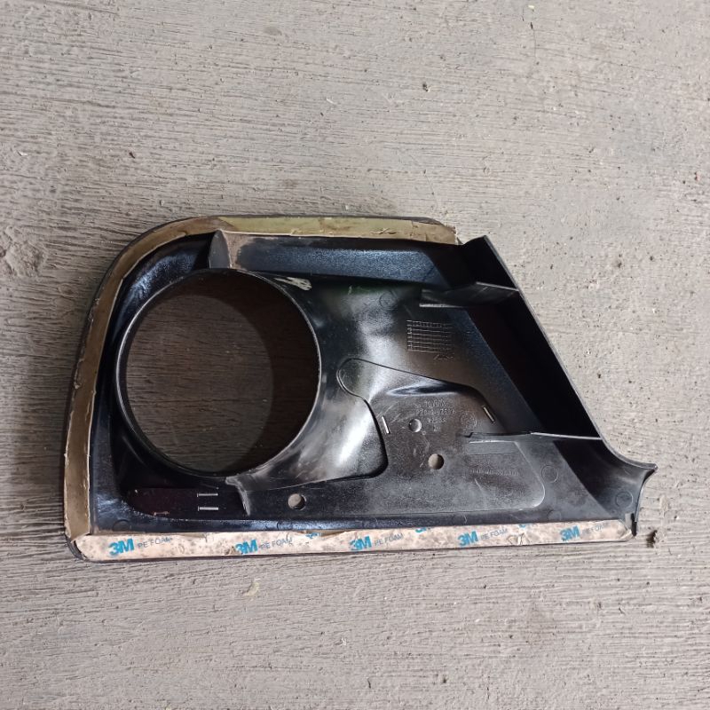 Lis foglamp Avanza 2014 kiri