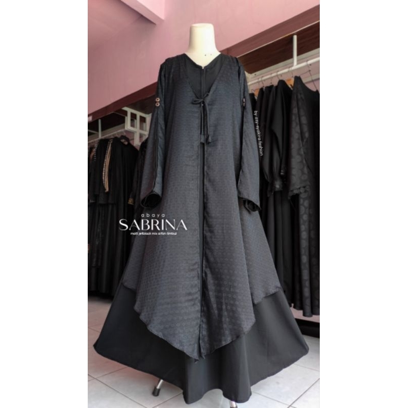 ABAYA SABRINA - ABAYA OUTER GAMIS HITAM BY ASY-SYAKIRA FASHION TEMBORO